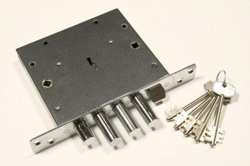 Как вставить замок в деревянную дверь. Подбор замка для деревянной двери