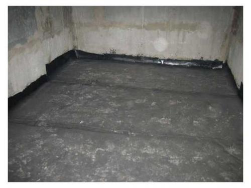 Какой пол сделать в ванной в деревянном доме. Как сделать пол