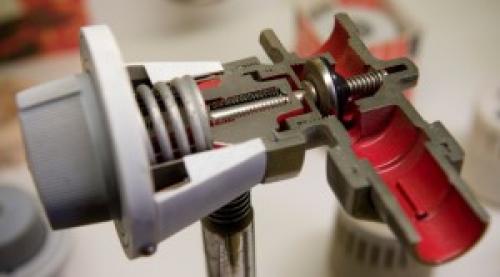 Регулятор тепла на батарею в многоквартирном доме. Регуляторы с запорным механизмом