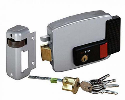 Установка врезного замка на калитку из профнастила. Замок для калитки уличный с ручкой: виды и варианты на фото, какой выбрать и поставить