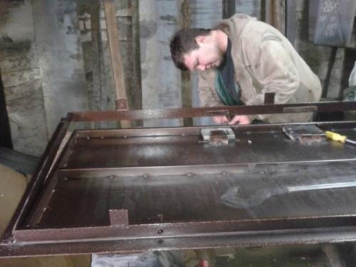 Установка врезного замка в металлическую дверь. Устанавливаем замок