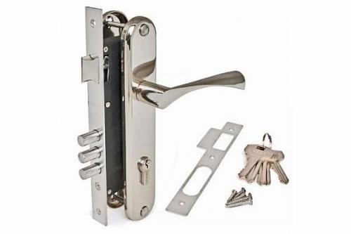 Установка врезного замка на калитку из профнастила. Замок для калитки уличный с ручкой: виды и варианты на фото, какой выбрать и поставить