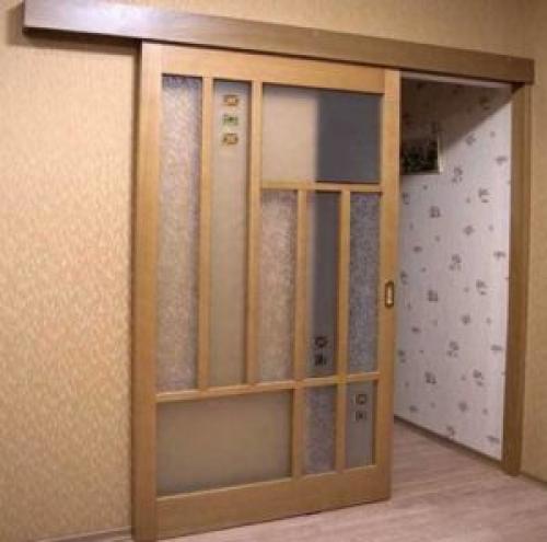 Двери на роликах своими руками. Как сделать дверь на роликах своими руками и установить ее