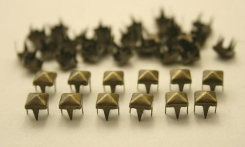 Как работает заклепка на куртке. 4 Установка заклепок на одежду