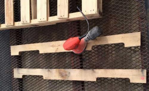 Как сделать стол на даче своими руками из подручных материалов. Использование досок от палет