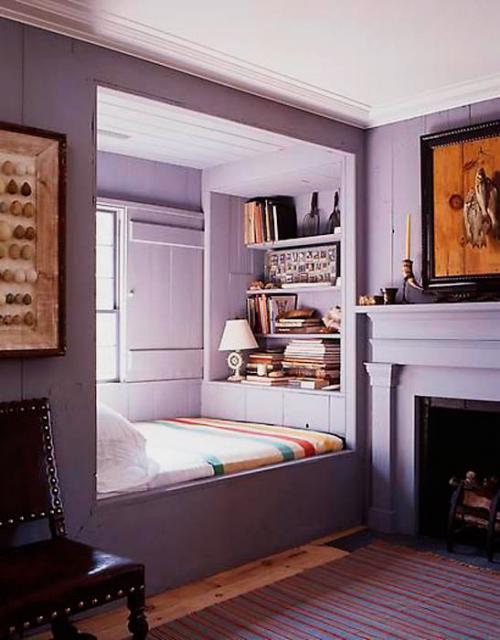 Кровать складывающаяся в стену. Положительные и отрицательные стороны