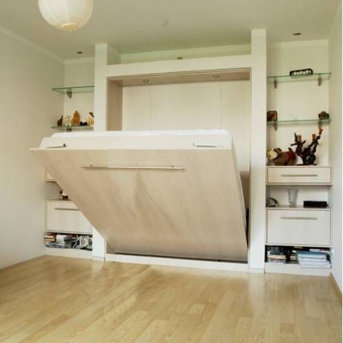 Кровать складывающаяся в стену. Положительные и отрицательные стороны