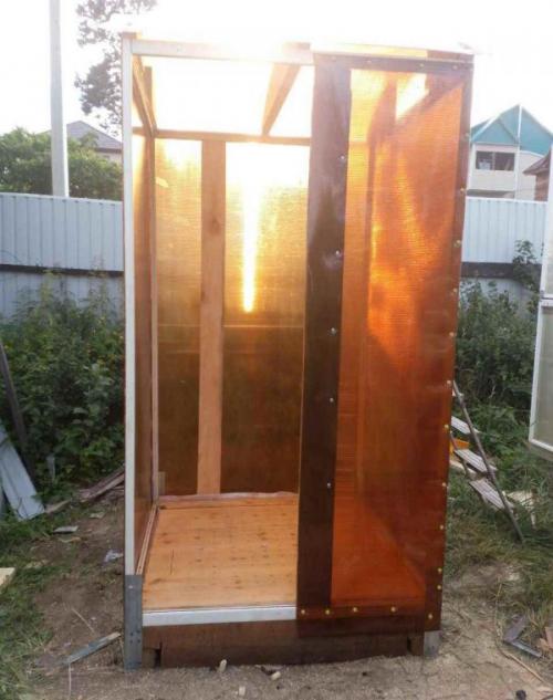 Построить летний душ. Как построить летний душ для дачи самостоятельно