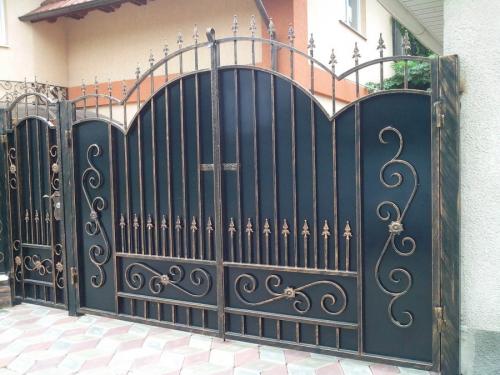 Уличные калитки. Калитка для дачи — инструкция по изготовлению стильных конструкций (95 фото-идей)