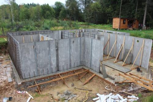 Шиферный лист плоский, какой выбрать для опалубки. Опалубка из плоского шифера: строительство своими руками