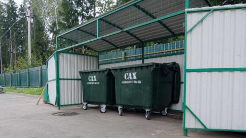 Закрытая контейнерная площадка для мусора. Особенности расположения мусорных контейнеров