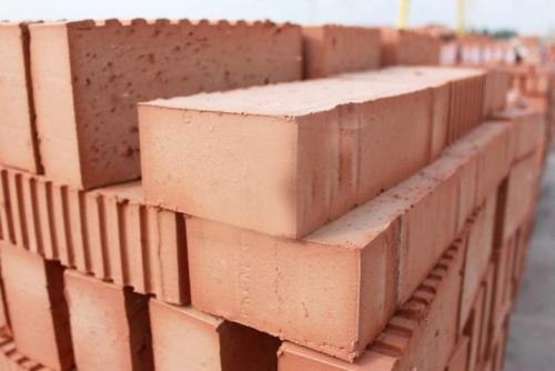 Как обеспечить равномерное распределение нагрузки при кладке кирпичных столбов. Виды конструкций