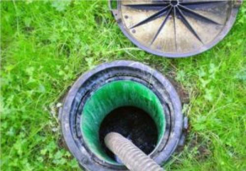 Откачка канализации в частном доме. Как откачать сливную яму своими руками в частном доме? Инструкция +Видео и Фото