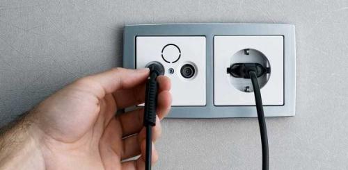 Розетка под интернет и телевизор. ТВ розетка – советы по выбору, схемы подключения и идеи по размещению (105 фото)