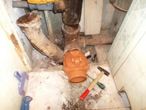 Вентиляционный клапан для канализации где устанавливается. Воздушный клапан для канализации своими руками
