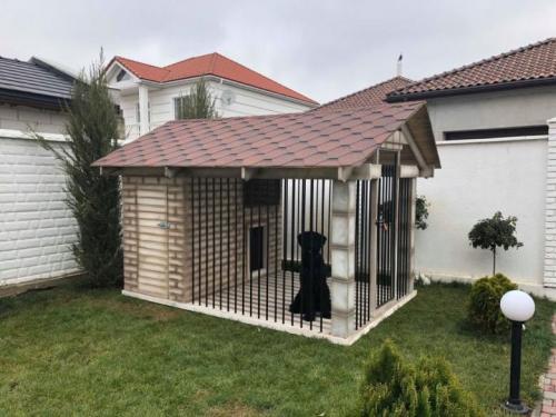 Чем обшить вольер для собаки. Обустройство площадки под вольер 17 Чем обшить вольер для собаки. Обустройство площадки под вольер 17