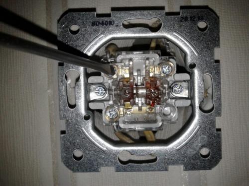 Что такое перекрестный выключатель. Конструкция перекрестного выключателя: особенности применения и советы, как выбрать перекрестный выключатель. 150 фото идей использования