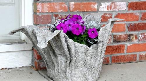 Вазы из цемента и ткани своими руками для сада. Как сделать вазу для сада из цемента и ткани своими руками?