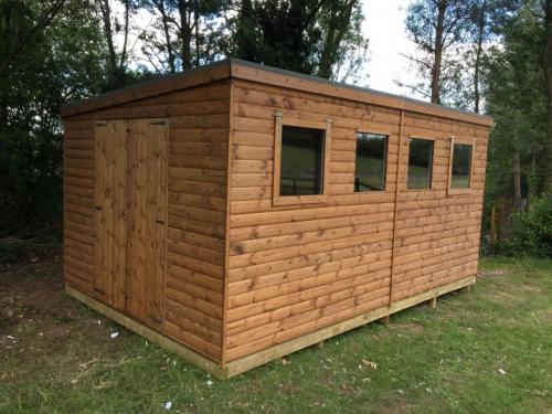 Как построить дачный туалет своими руками пошаговая. Из чего строить туалет на даче? 05