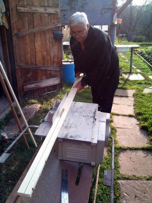 Парковка своими руками на даче для авто. Выбор места 11