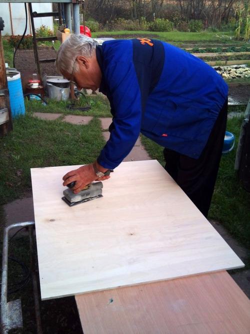 Парковка своими руками на даче для авто. Выбор места 09