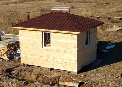 Бытовка дачная своими руками. Как построить бытовку своими руками