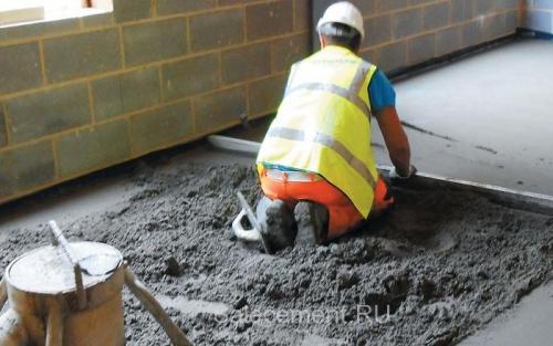 Сколько нужно цемента и песка на 1 куб раствора для стяжки. Сколько цемента нужно для стяжки пола?