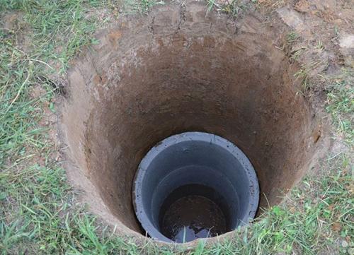 Как правильно закопать кольца под канализацию одному. Установка канализационных колец —, что и в какой последовательности делать
