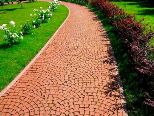 Виды бордюров для дорожек. Бордюр для садовых дорожек: 10 идей бордюра из подручных материалов