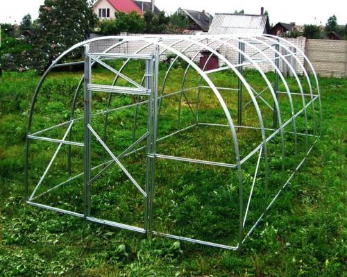 Какие материалы используются для изготовления каркасных теплиц из поликарбоната. Обзор видов каркасов для теплицы: выбор материалов, инструкция, как построить, готовые примеры лучших решений