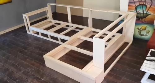 Поменять обивку на диване самостоятельно. Как перетянуть диван своими руками