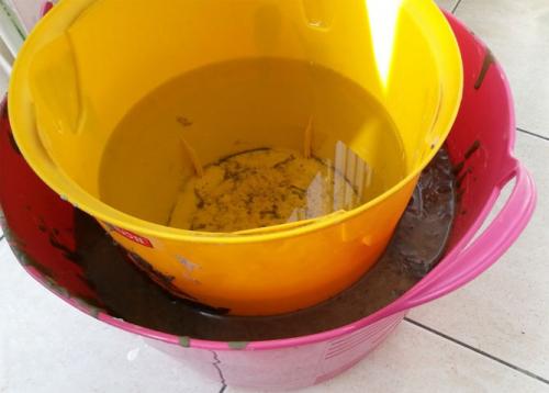 Уличные вазоны для цветов своими руками из цемента. Горшки для цветов из цемента и ткани (тряпки) своими руками, фото