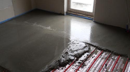 Чем делать стяжку пола в квартире. Стяжка пола самостоятельно: как правильно подготовить пол и как его залить