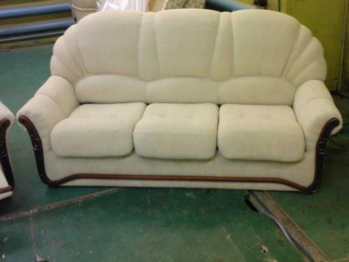 Сменить обивку дивана на дому. Перетяжка мягкой мебели своими руками: фото готовых вариантов и примеров современного дизайна