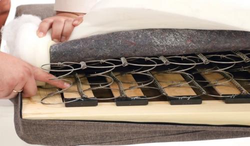 Замена обшивки дивана. Отделяем обивку 02 Замена обшивки дивана. Отделяем обивку 02