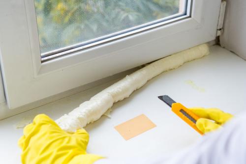 Чем замазать пену после установки пластиковых окон. Подготовительные работы