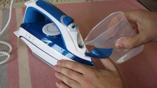 Как почистить утюг бош от накипи. 18 способов БЫСТРО почистить утюг от накипи внутри   | Только эффективные методы