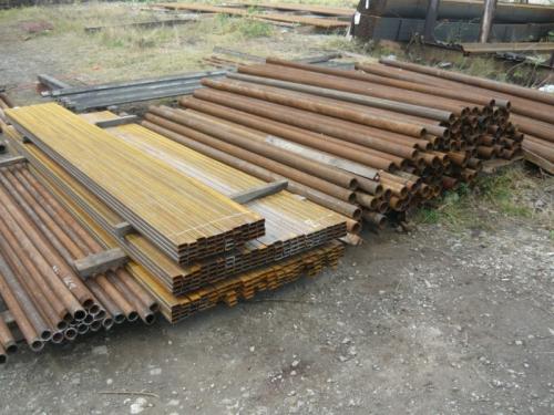 Столбы для забора: советы по выбору и лучшие идеи применения основных моделей (100 фото)