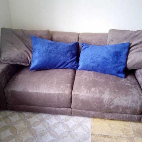 Перетяжка дивана. Перетяжка мягкой мебели своими руками: фото готовых вариантов и примеров современного дизайна