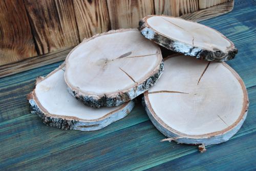 Столешница из эпоксидной смолы с цветами. Выбор элементов каркаса