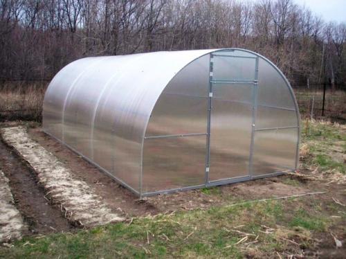 Теплицы из поликарбоната своими руками из профильной трубы. Какую выбрать конструкцию для теплицы