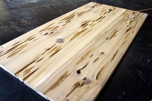 Столешница из эпоксидной смолы с цветами. Выбор элементов каркаса