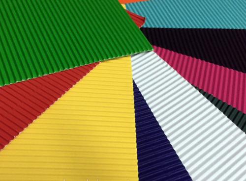 Большой цветок из гофрированной бумаги. Цветы из гофрированной бумаги своими руками, которые не отличить от настоящих!