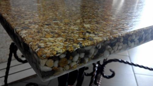 Столешница из эпоксидной смолы на кухню. Достоинства и недостатки