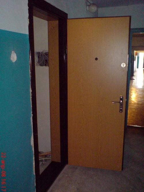 Как обновить старую входную дверь. Красивая дверь за копейки: как отреставрировать старую входную дверь