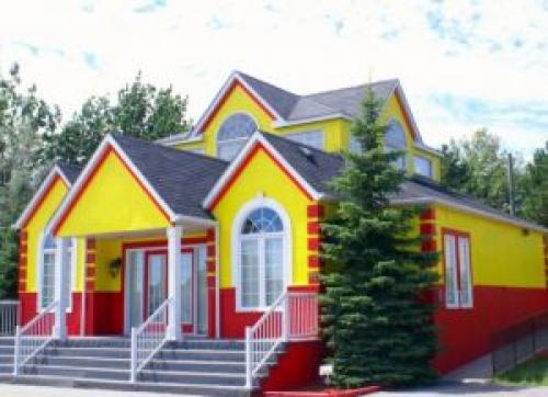 Краска для дома снаружи. Виды красок для фасада или как выбрать фасадную краску для наружных работ