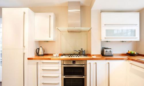 Реставрация фасадов кухни. Выбираем дизайн и способ реставрации