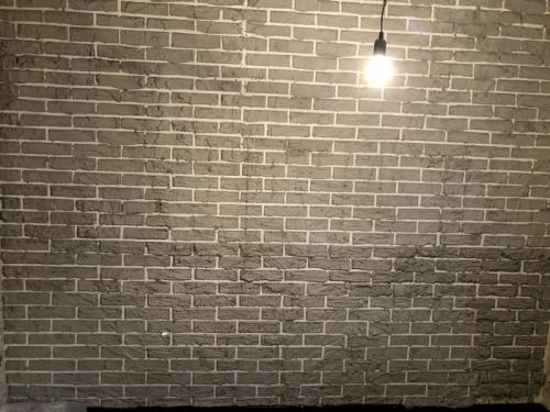 Штукатурка для имитации кирпича. Стена под кирпич из штукатурки своими руками