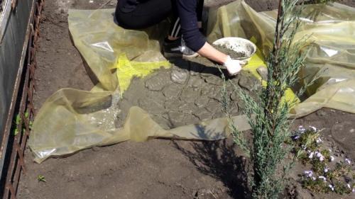 Бюджетный'' пруд своими руками. Процесс строительства садового пруда