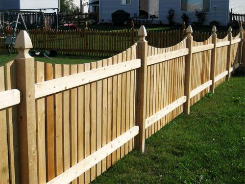 Расстояние между деревянным штакетником. Устанавливаем деревянный штакетник - бюджетную ограду для дачи